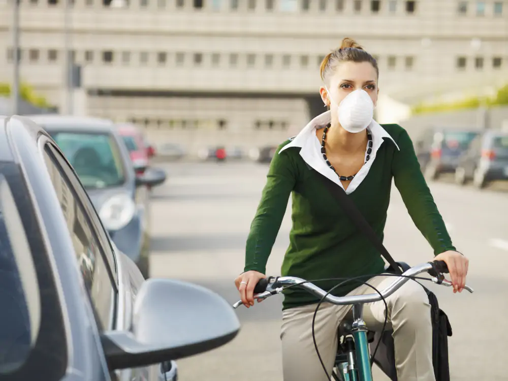 Inquinamento atmosferico: rischio concreto per la salute, in particolare di malati cronici e immunodepressi